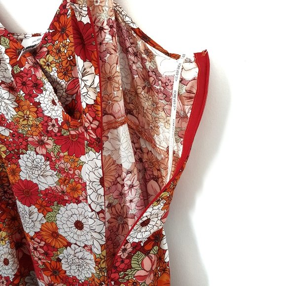 Forever 21 Red/Multi Floral Print Dress, 0X - NWT - Picture 7 of 9